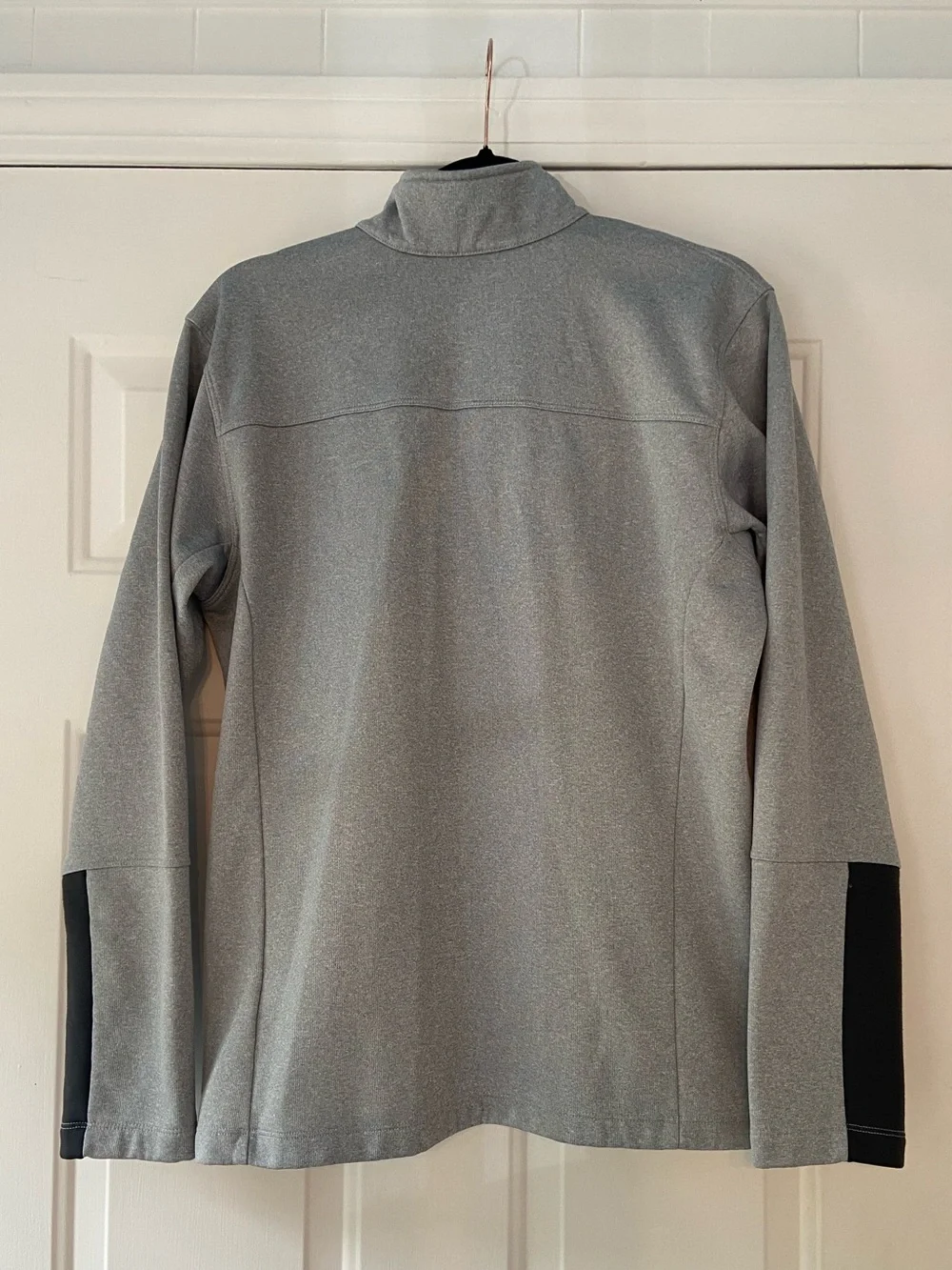 The North Face Light Gray Men's Quarter-Zip Pullover